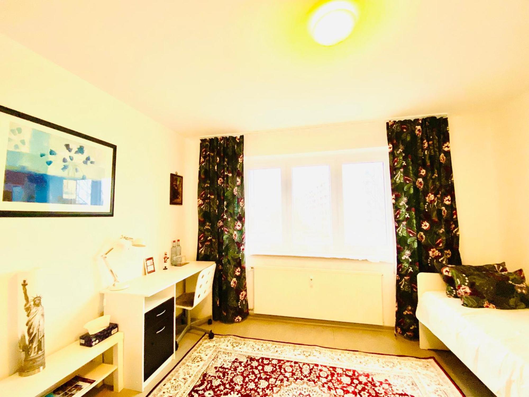 Welcome To Messe!-Two-Bedroom Apartment&Balcony ฮันโนเวอร์ ภายนอก รูปภาพ